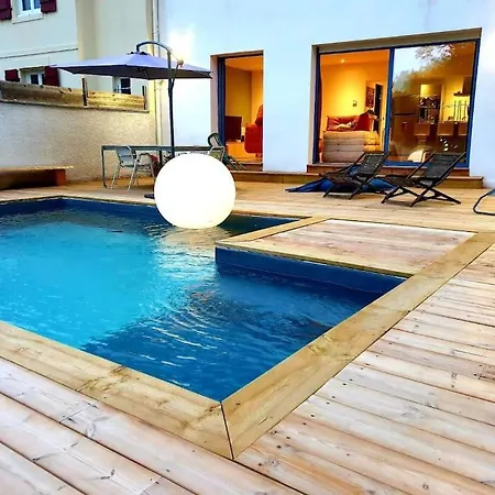 Вілла A Avec Piscine Et Jacuzzi Au Calme